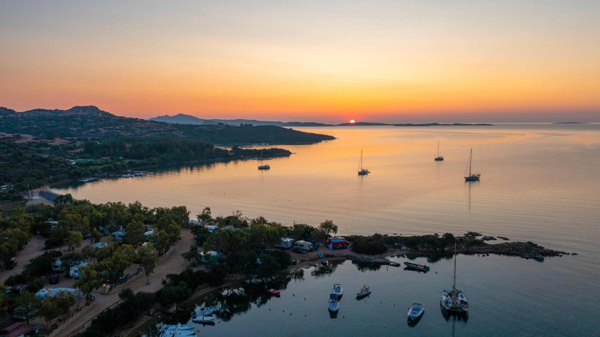 Camping Village Capo D'Orso Palau Exteriér fotografie